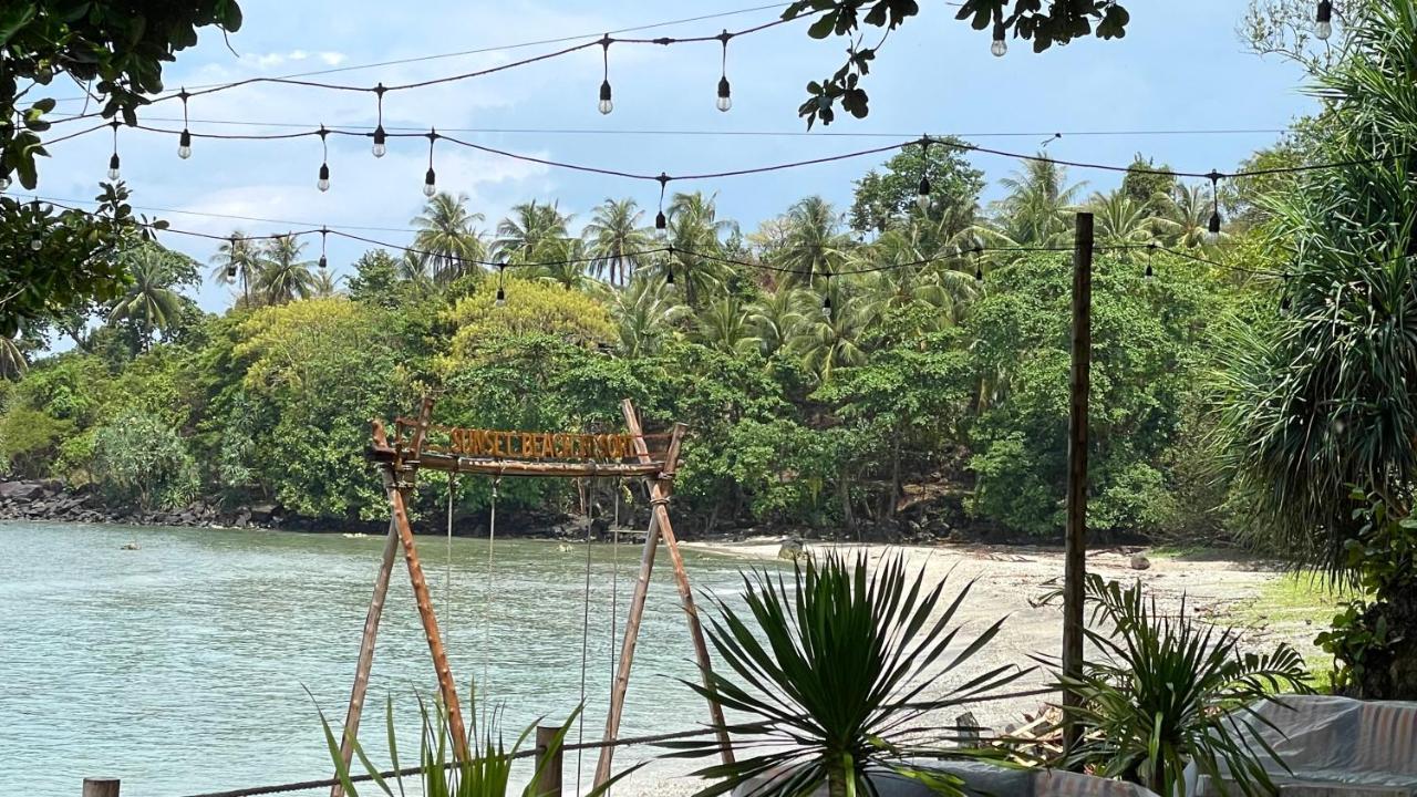 Sunset Beach Resort Weh Sabang  Esterno foto