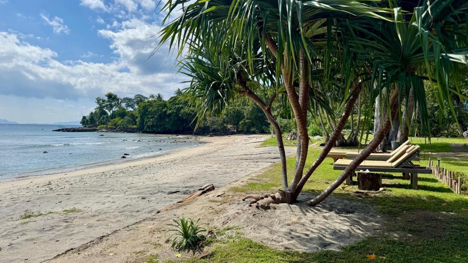 Sunset Beach Resort Weh Sabang  Esterno foto