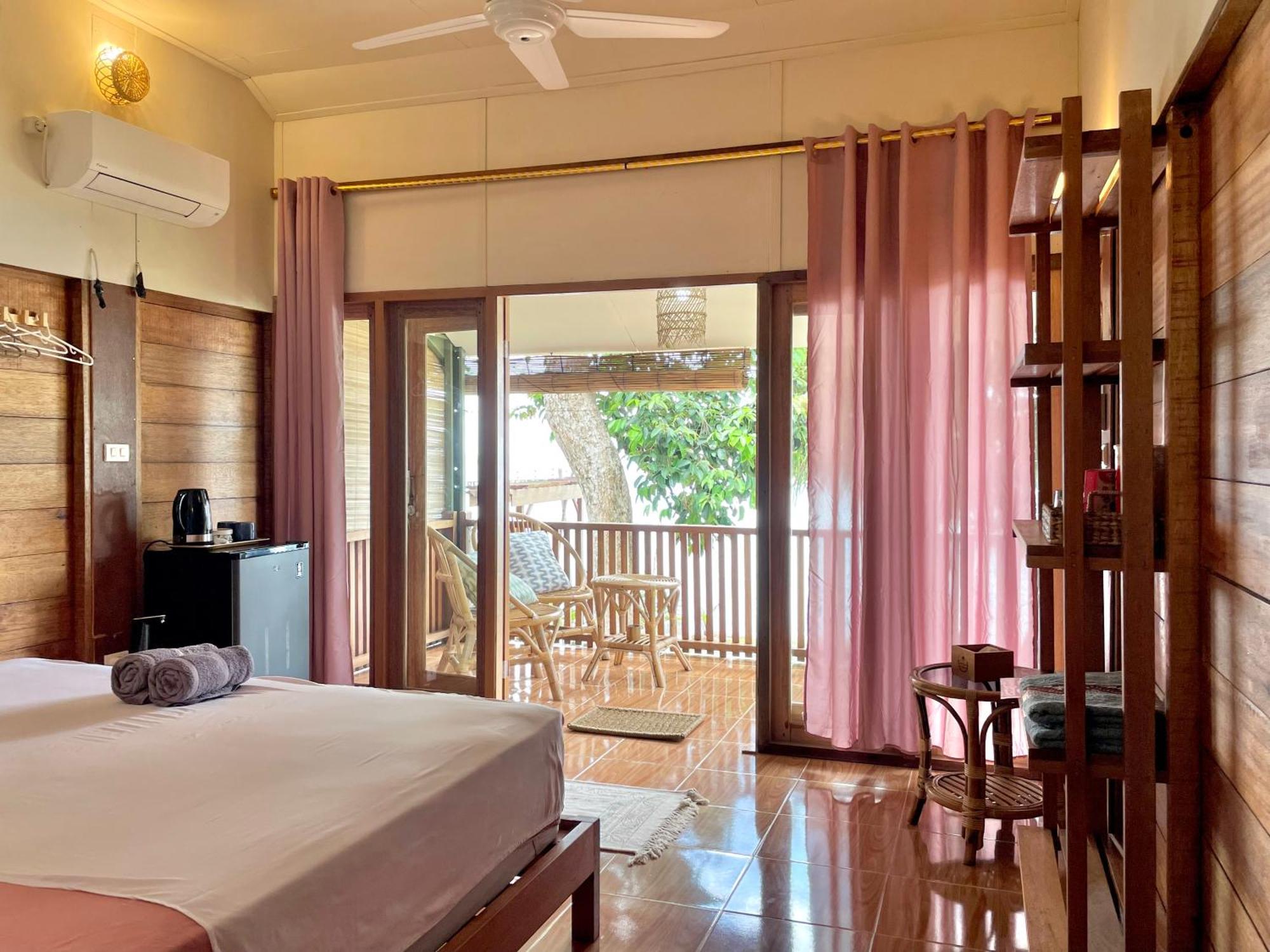 Sunset Beach Resort Weh Sabang  Esterno foto